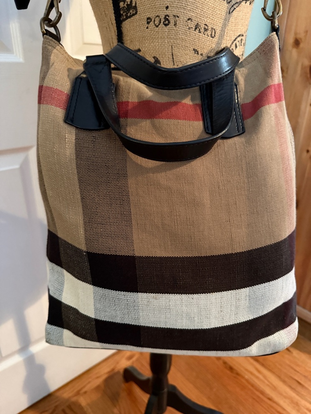 Burberry Beige Plaid Canvas Tote with Black Trim and Red Accent - Picture 2 of 12
